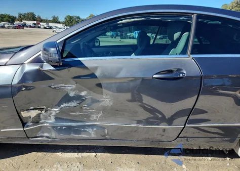 2013 Mercedes-Benz E 350 из США, поврежденный, VIN WDDKJ5KB3DF183310